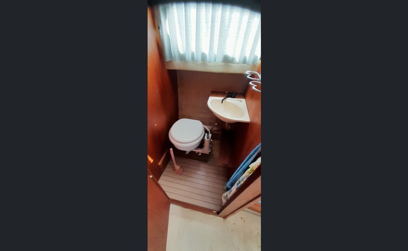 Hanto 24 Kabiinivene-kuva-8